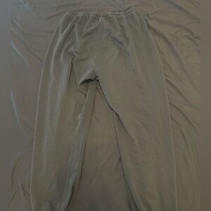 medium free city grey and purple sweatpants from honey